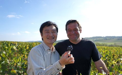 2011パスカル・シャテルスと店長.jpg