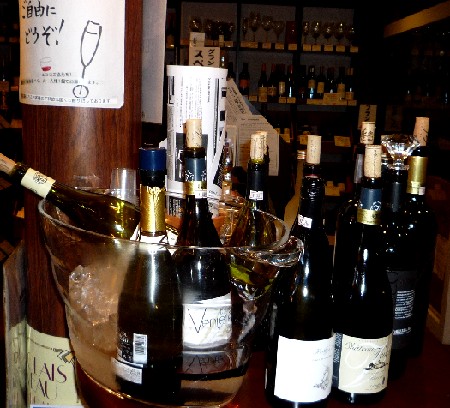 試飲コーナー2010.5.jpg