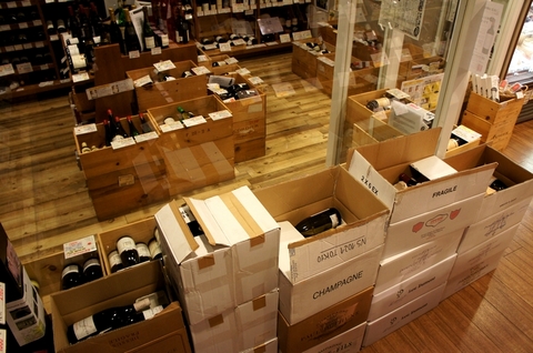 本日の入荷ワイン2011.4.23.jpg